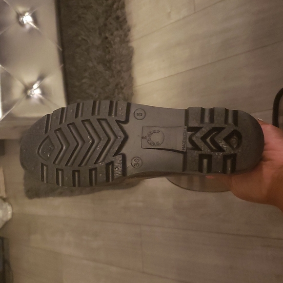 Burberry Tall Rain Boots size 38 - Picture 3 of 4